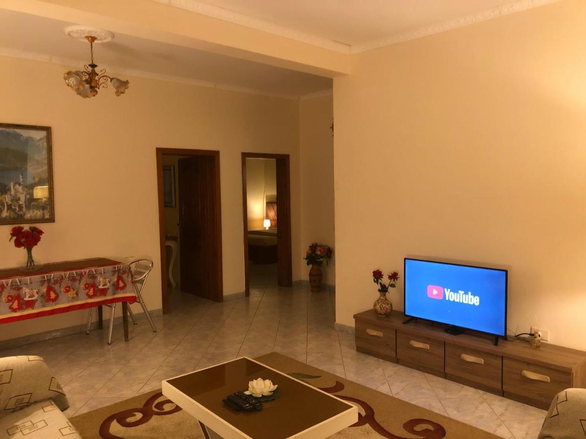 Vogli'S House Apartments & Rooms ดูร์เรส ภายนอก รูปภาพ