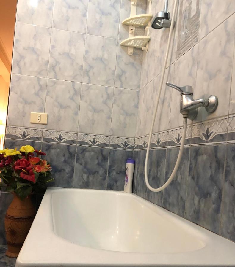 Vogli'S House Apartments & Rooms ดูร์เรส ภายนอก รูปภาพ